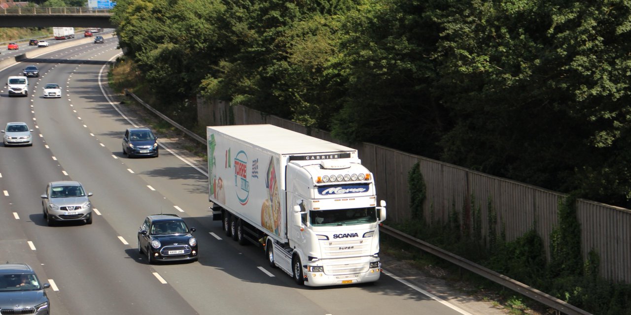 Otoyollarımız, Latin alfabesi kullanmayan plakalara beleş Otoyollarımız, Latin alfabesi kullanmayan plakalara beleş