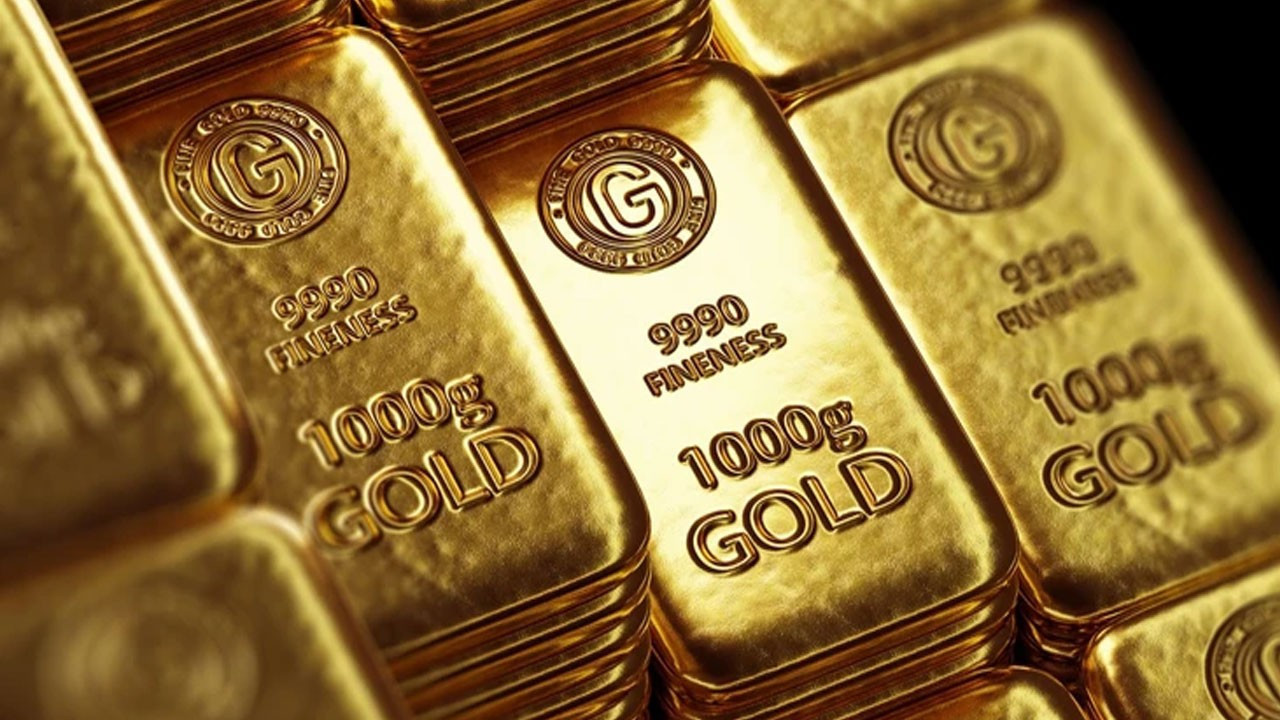 Altın 3.800 doları aşarak yeni rekor seviyeye ulaştı Altın 3.800 doları aşarak yeni rekor seviyeye ulaştı