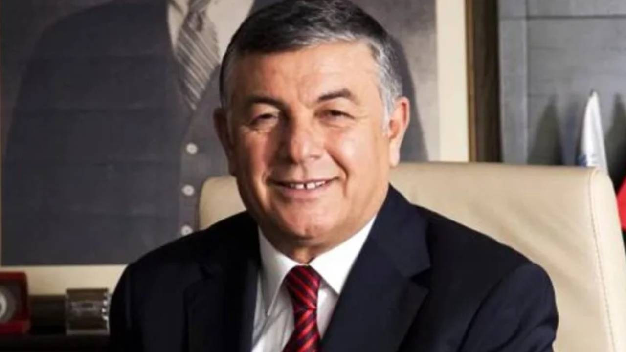 Şükrü Genç ve 24 sanığın tutukluluğuna devam kararı: Duruşma 29 Eylül’e ertelendi Şükrü Genç ve 24 sanığın tutukluluğuna devam kararı: Duruşma 29 Eylül’e ertelendi