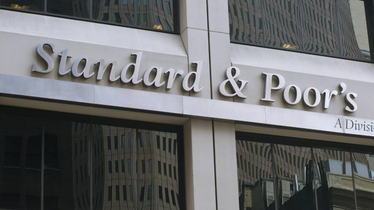 S&P Global, İspanya’nın kredi notunu yükseltti S&P Global, İspanya’nın kredi notunu yükseltti
