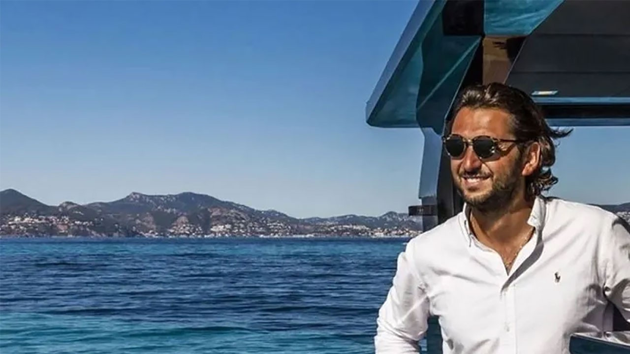 Teknesi parçalanan Halit Yukay’ın cansız bedeni tek parça halinde denizden çıkarıldı Teknesi parçalanan Halit Yukay’ın cansız bedeni tek parça halinde denizden çıkarıldı