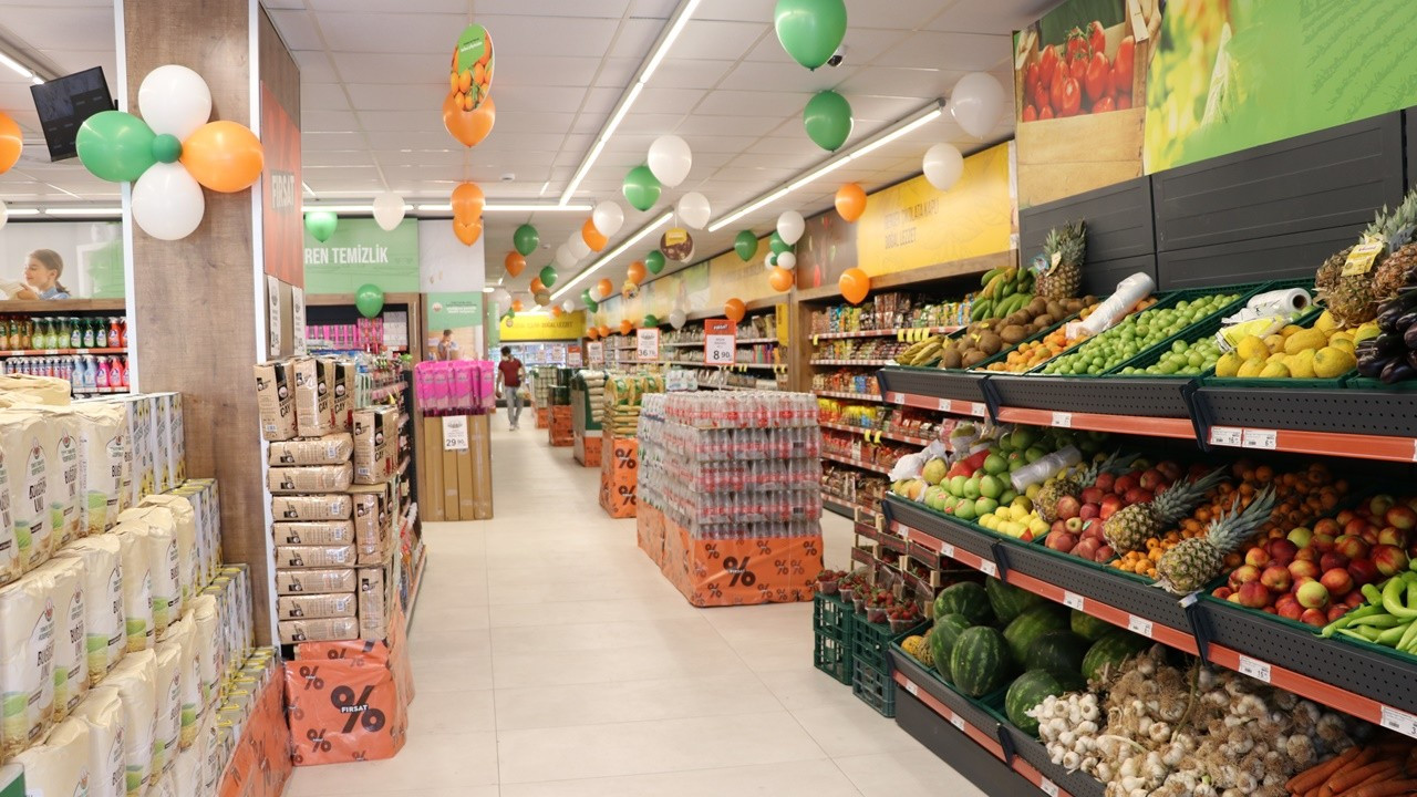 Markette 29 üründe fiyat arttı, 7’sinde azaldı Markette 29 üründe fiyat arttı, 7’sinde azaldı