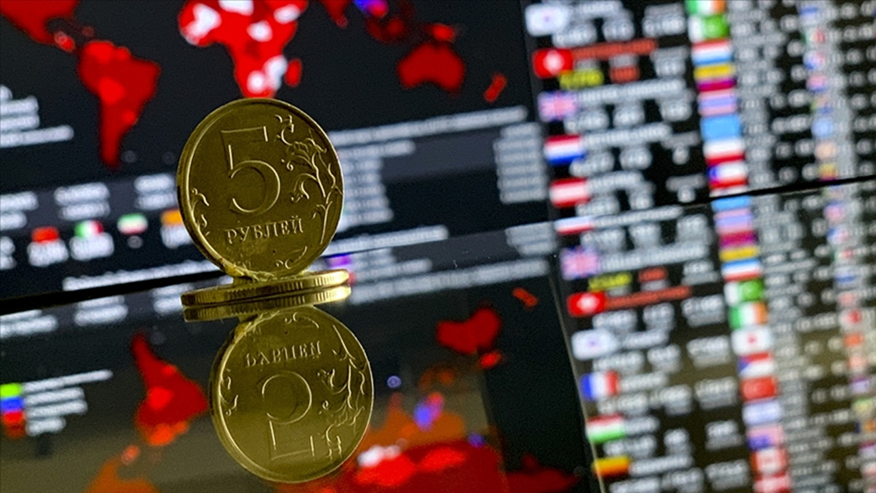 Rosneft ve Lukoil yaptırımları petrol piyasasını sarstı