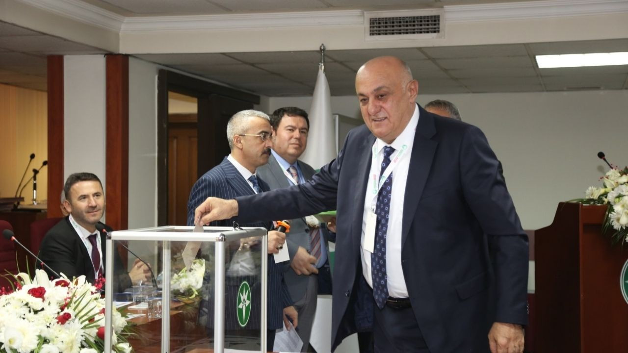 Ramazan Erkoyuncu, oybirliğiyle yeniden PANKOBİRLİK Başkanı seçildi Ramazan Erkoyuncu, oybirliğiyle yeniden PANKOBİRLİK Başkanı seçildi