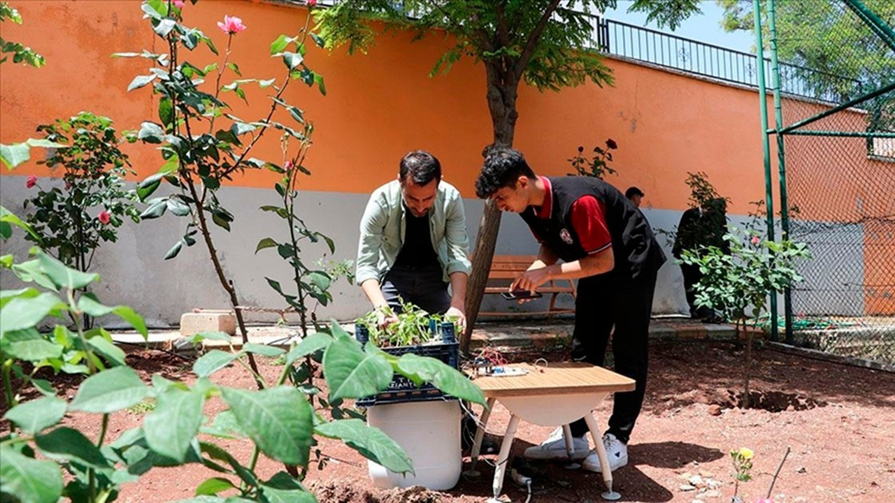 MEB ve TOBB arasında tarım eğitimi protokolü: 30 okul iş dünyasıyla eşleşecek MEB ve TOBB arasında tarım eğitimi protokolü: 30 okul iş dünyasıyla eşleşecek