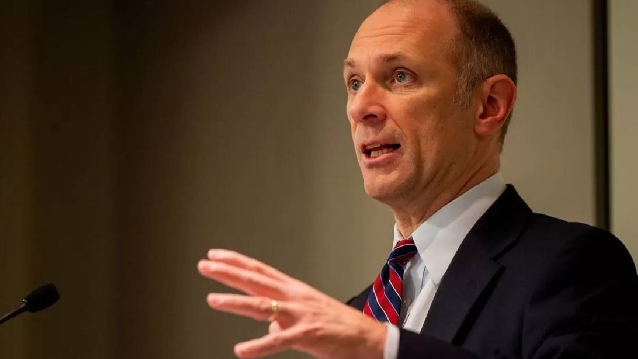 Fed, aralık ayında faiz indirimi yapacak mı? Chicago Fed Başkanı Goolsbee: ‘Kararsızım’