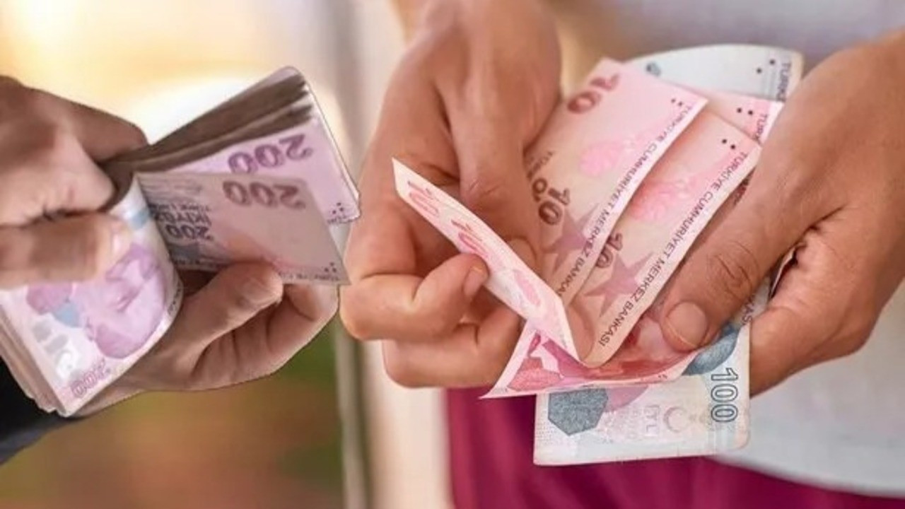 KONDA barometresi: "Sıfır gün harcaması” Türkiye’de yaygın tüketim alışkanlığına dönüştü KONDA barometresi: "Sıfır gün harcaması” Türkiye’de yaygın tüketim alışkanlığına dönüştü