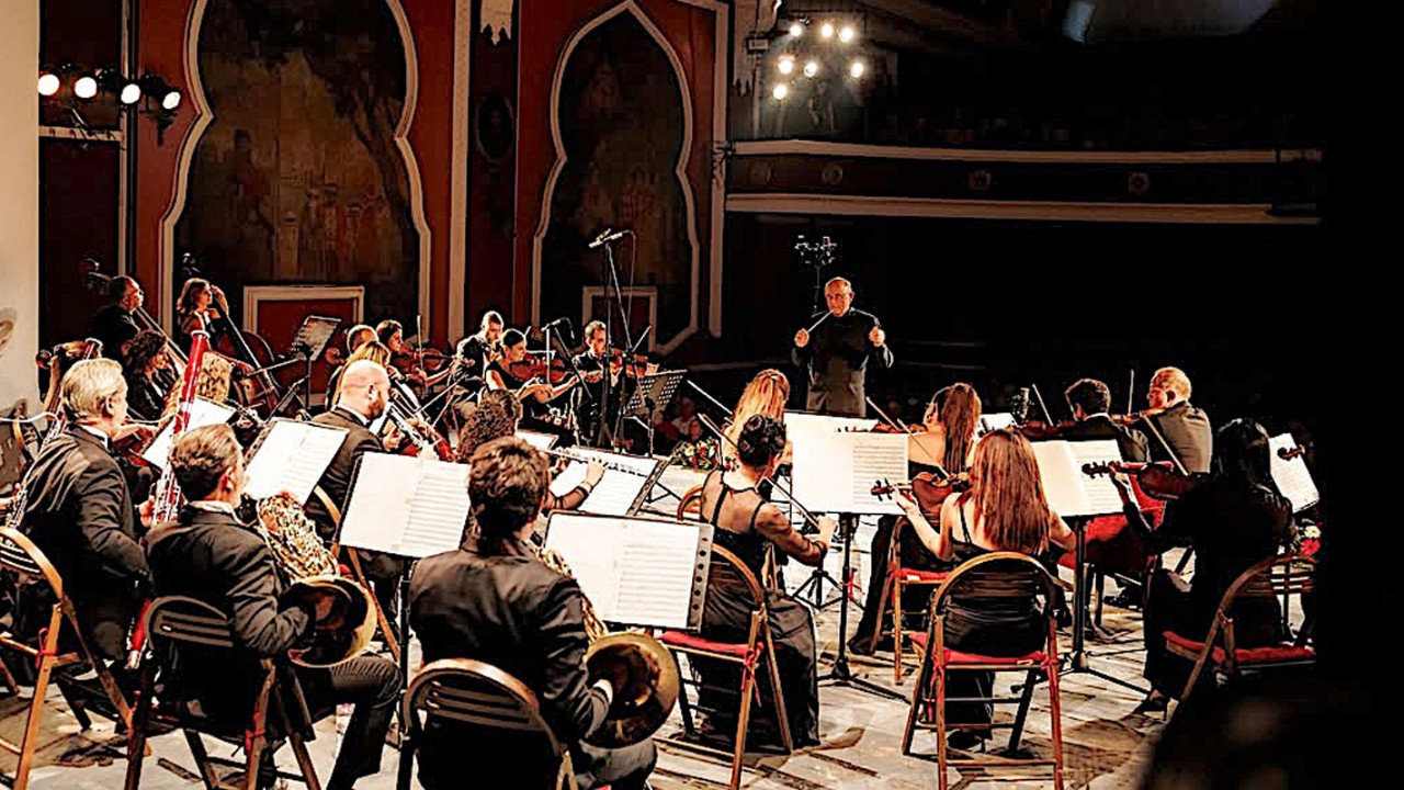 Olten Filarmoni Orkestrası, İzmir’i evrensel ezgilerle buluşturuyor Olten Filarmoni Orkestrası, İzmir’i evrensel ezgilerle buluşturuyor